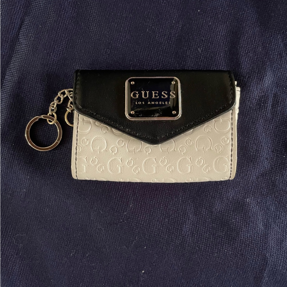 GUESS coinpurse keychain